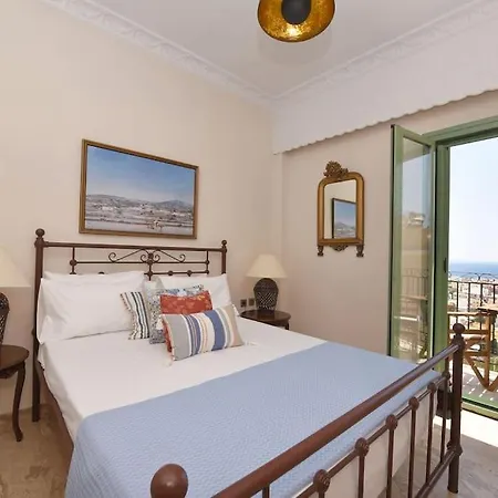απεριόριστη θέα δίπλα στην πόλη Appartement Áno Sýros