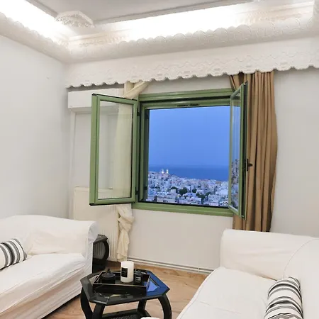 απεριόριστη θέα δίπλα στην πόλη Appartement Áno Sýros