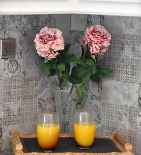 απεριόριστη θέα δίπλα στην πόλη