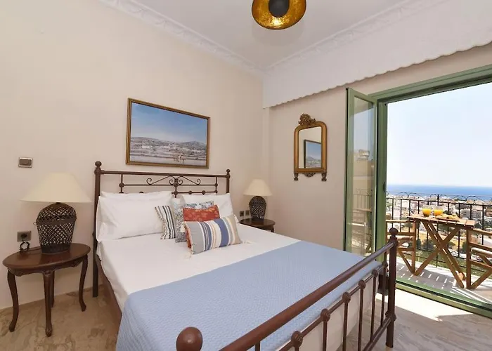 απεριόριστη θέα δίπλα στην πόλη Apartment Ano Syros