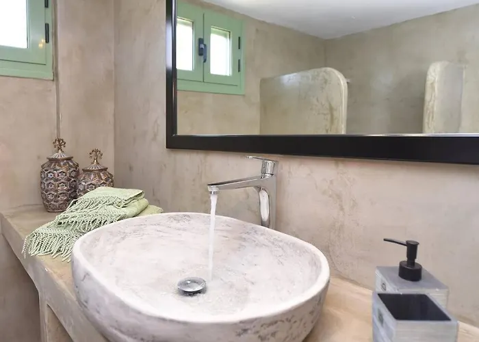 Apartamento απεριόριστη θέα δίπλα στην πόλη